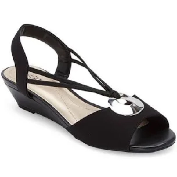 East 5th Ravena Black Wedge Sandals - Picture 2 of 12